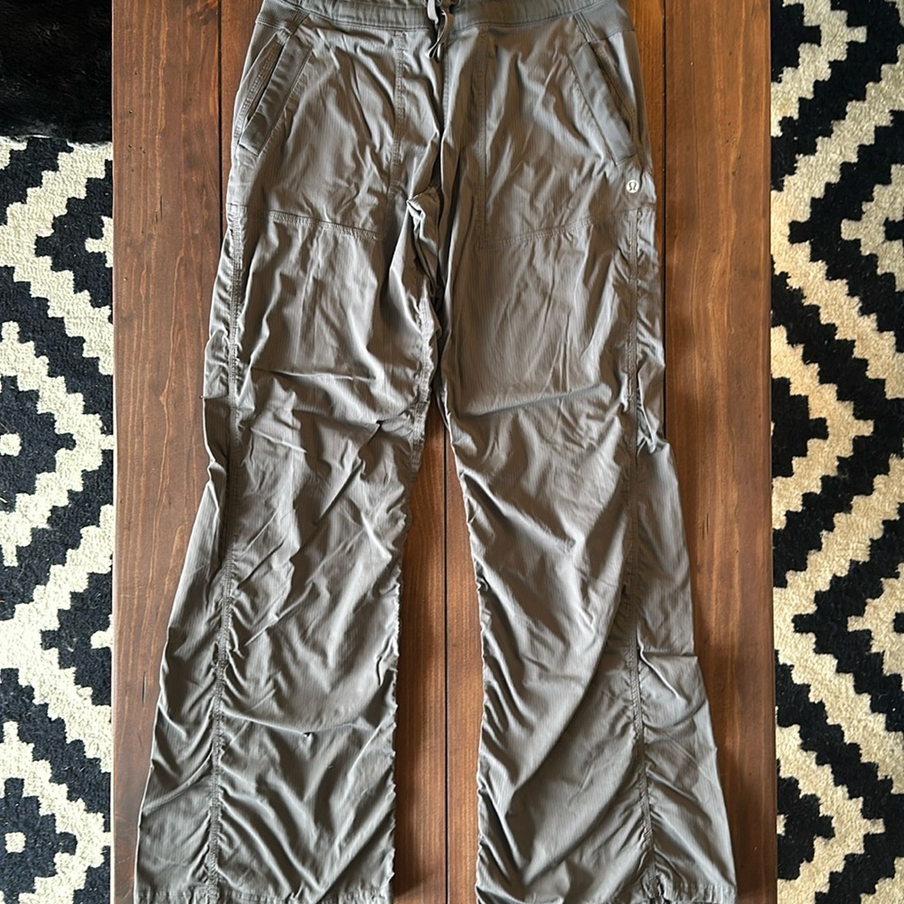 Lululemon dance studio pants size 8. Flare